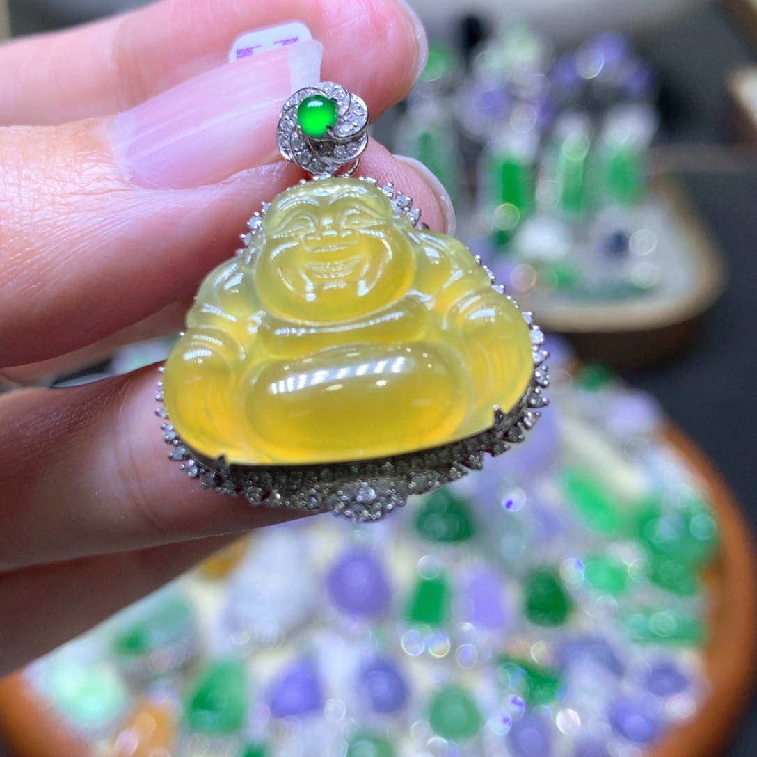 【闪购商品】翡翠颈饰18K金镶嵌翡翠吊坠项链