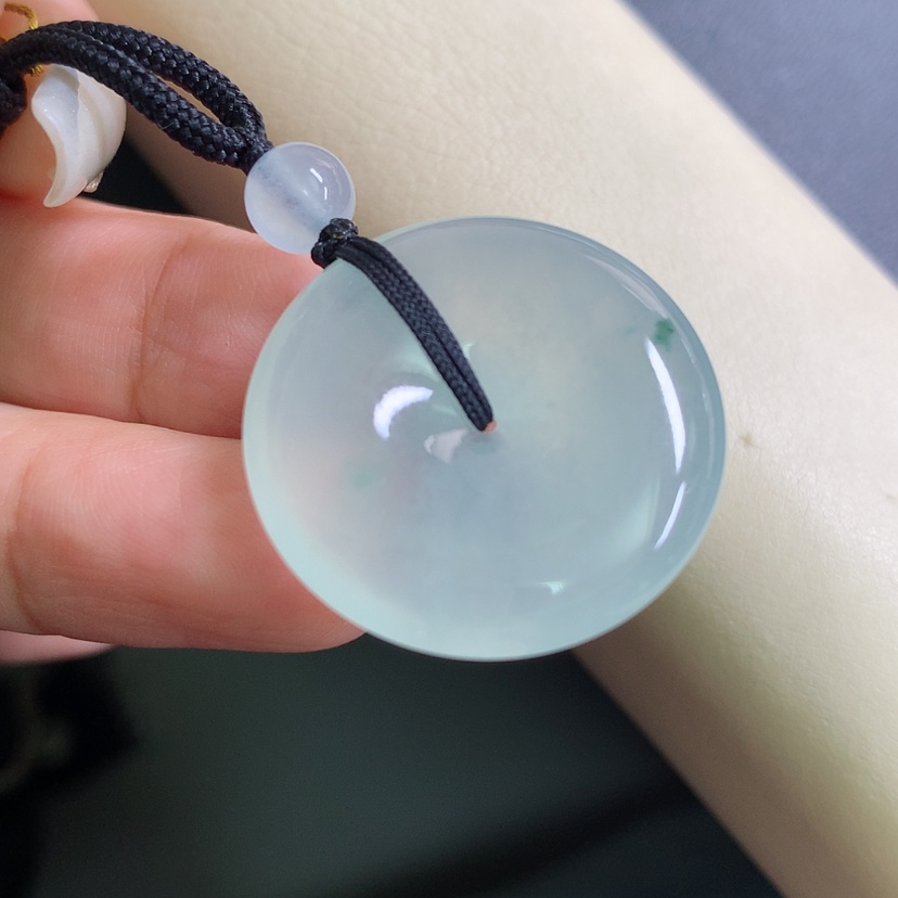 【闪购商品】翡翠颈饰未镶嵌扣子