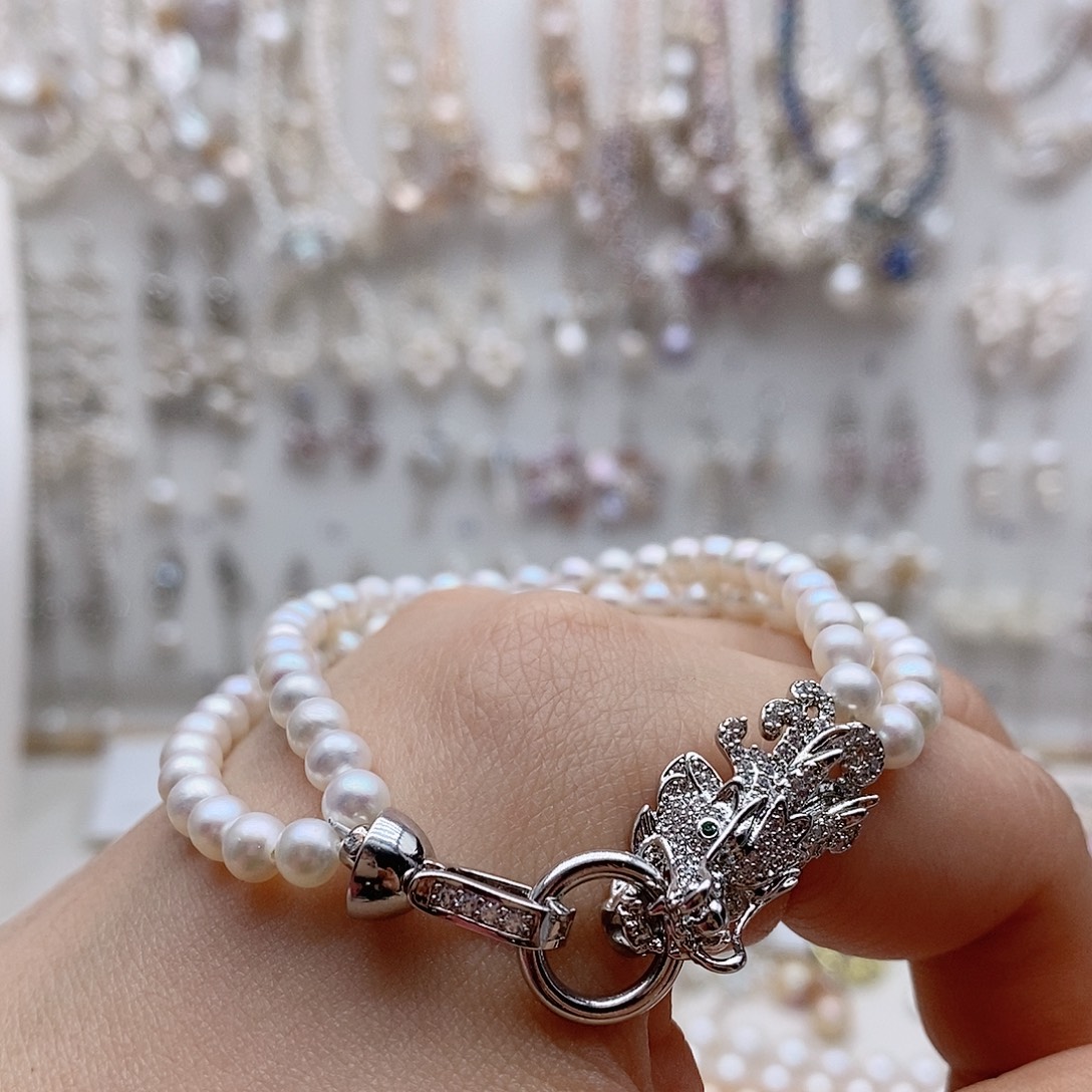 淡水珍珠耳饰未镶嵌