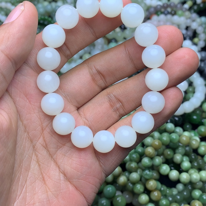 和田玉未镶嵌手串