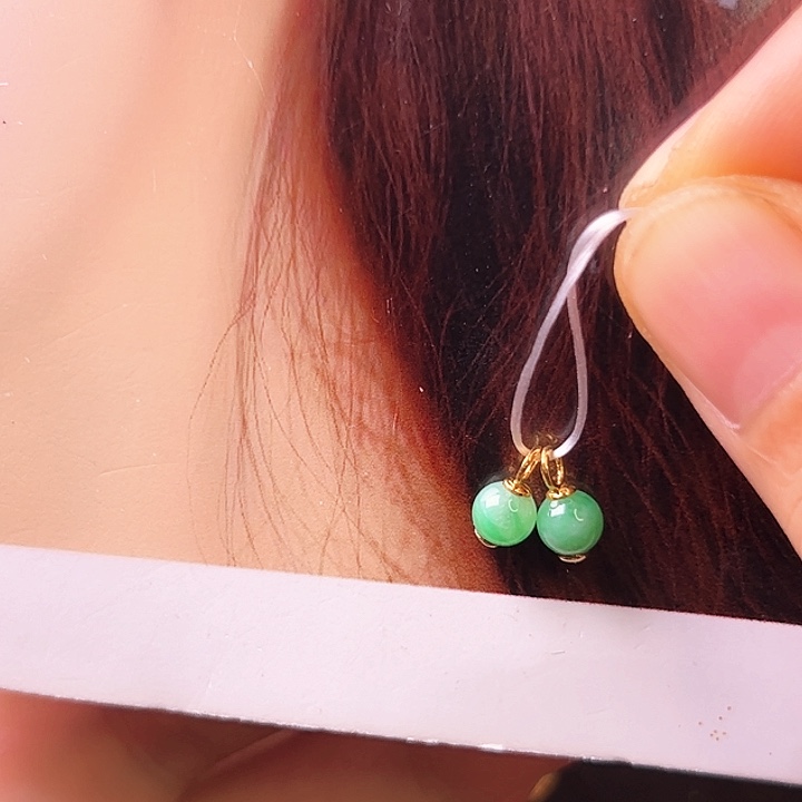 猴***_翡翠18K金镶嵌耳饰珠子