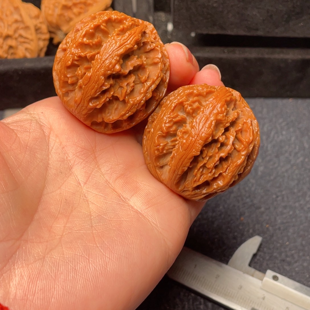 吊坠文玩核桃秦岭核桃65