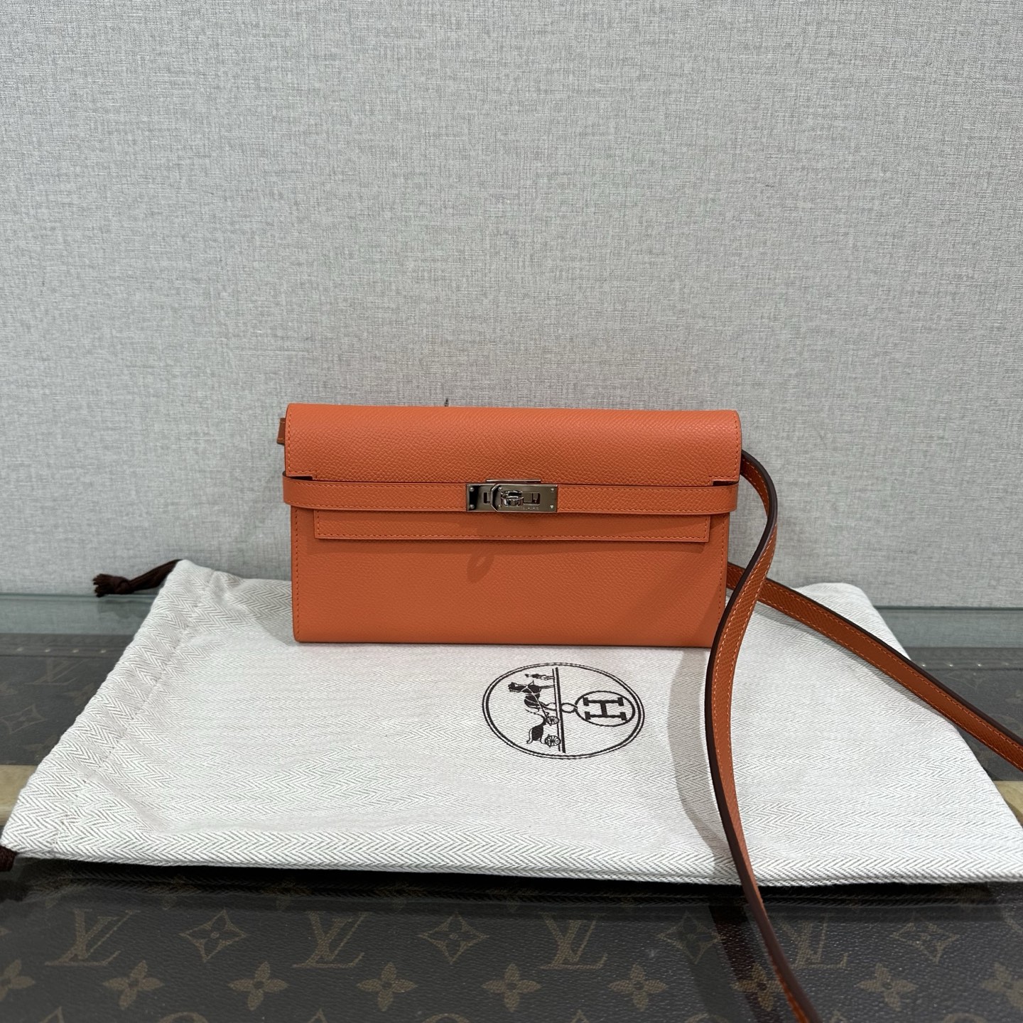 95新 Hermes/爱马仕 银扣 Kelly单肩斜挎钱包 81935