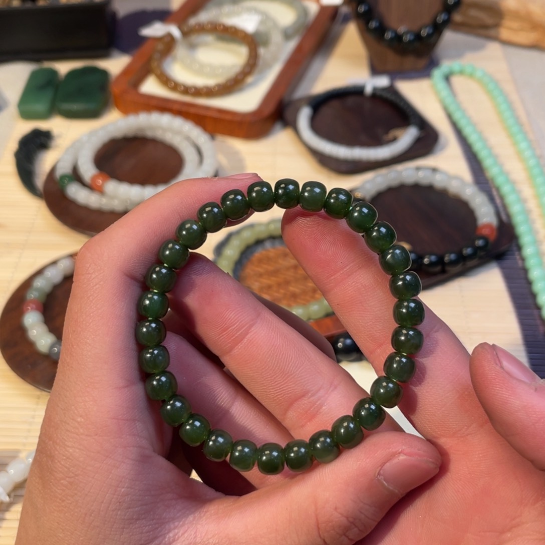 未镶嵌手链和田玉（糖玉）