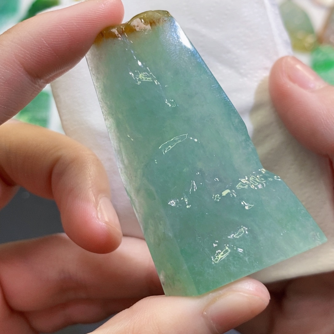 【闪购商品】翡翠吊坠(不含链)未镶嵌8678