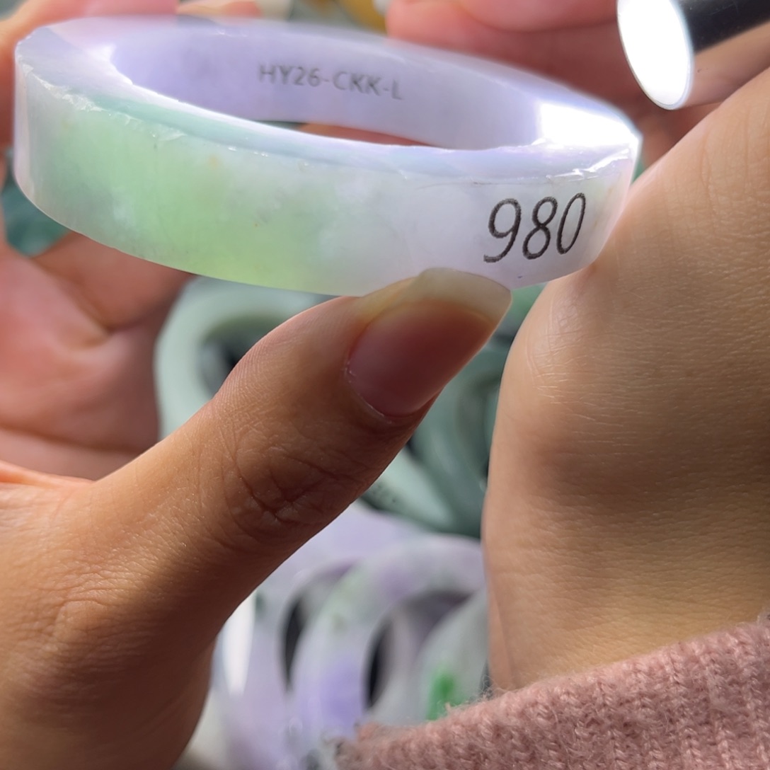 定制翡翠手镯未镶嵌