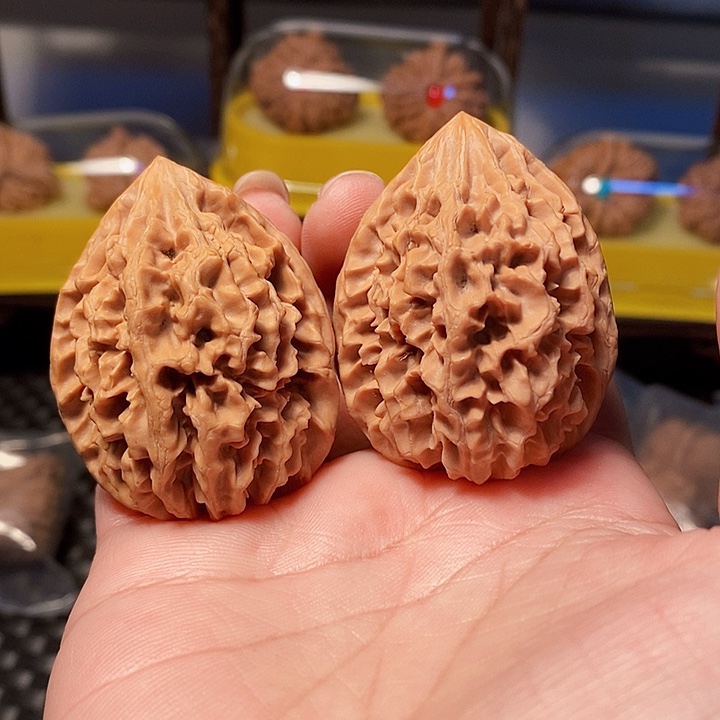 吊坠文玩核桃招财鼠，39.