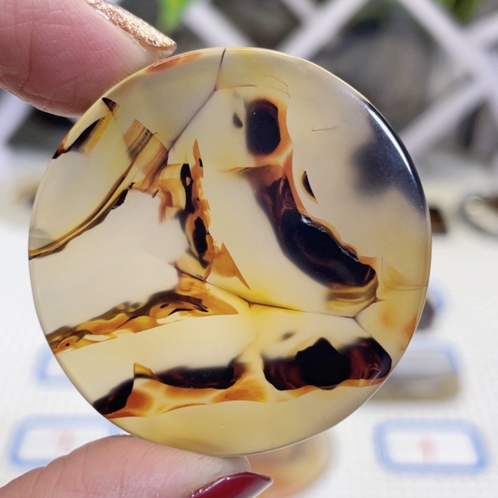 玛瑙/玉髓颈饰未镶嵌