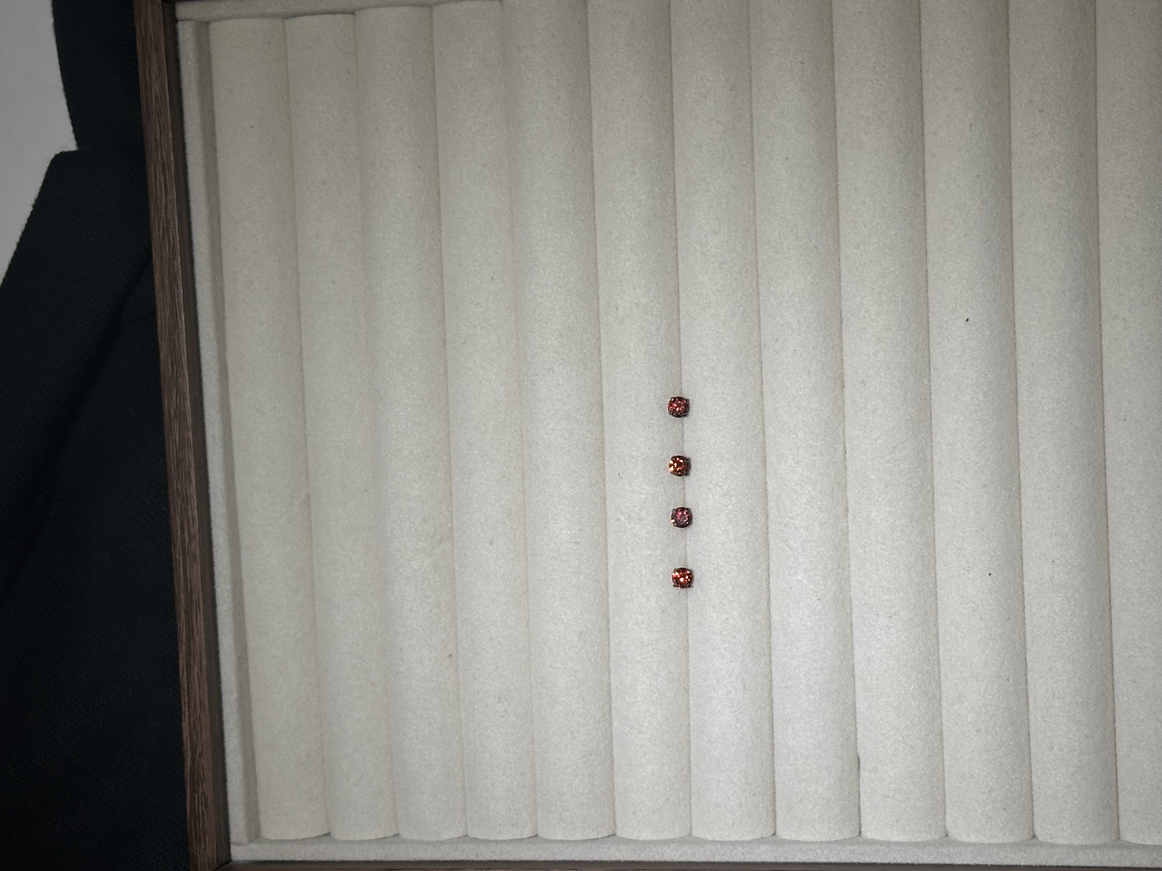 钛合金锆石耳饰 44时尚4分耳钉爆闪内螺旋平底养耳洞耳骨钉4m单钻