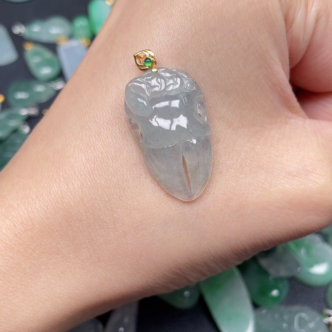 翡翠颈饰18K金镶嵌蟹钳