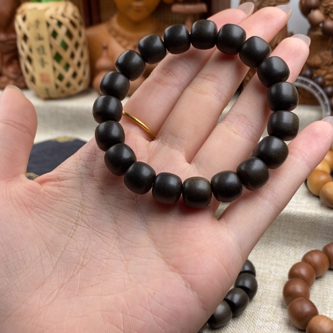 檀香木手串/手链迈索尔，老山檀香，阴沉10.11