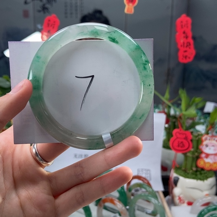 石英质玉手镯未镶嵌天然A货非洲翠手镯