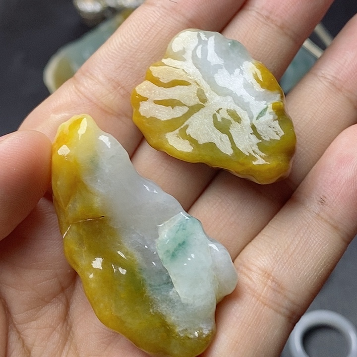 定制翡翠未镶嵌翡翠