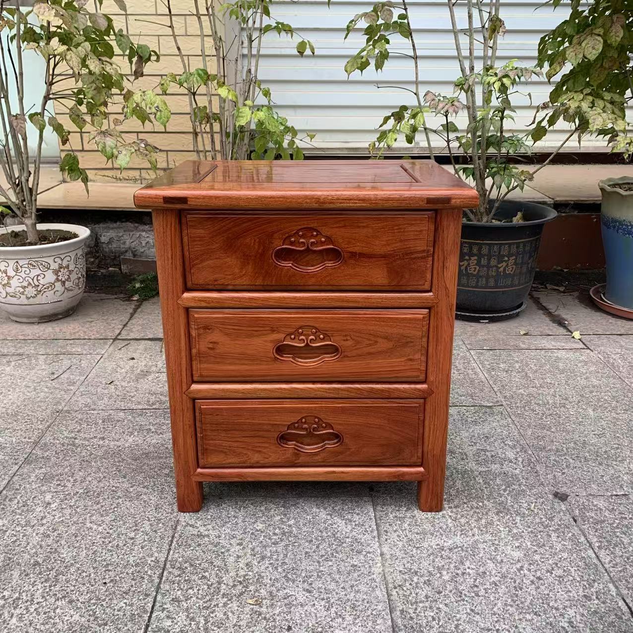 缅花三抽屉床头柜尺寸长宽高45x35X50cm单个