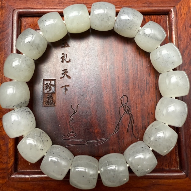 新疆和田玉青花卡12直切点墨火龙果男士手串意境墨
