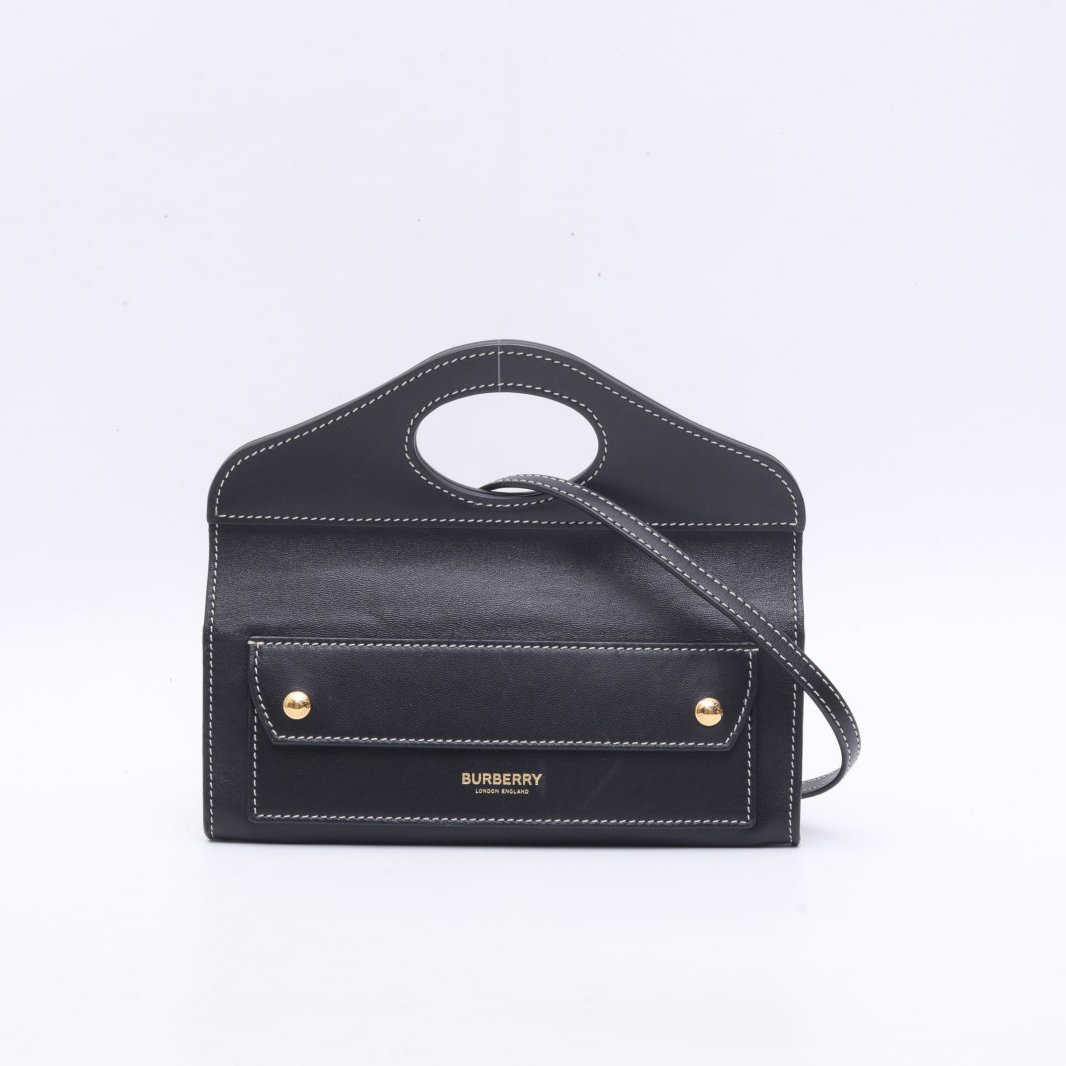 99新 BURBERRY/博柏利 小花柳 黑色 羊皮纯色字母Logo斜挎包