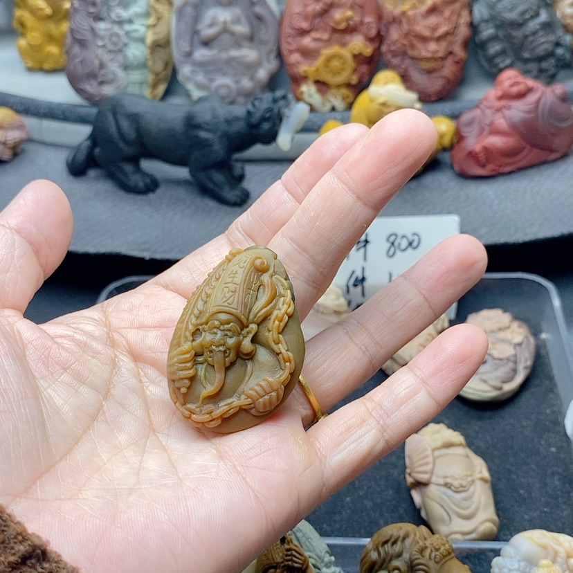 【闪购商品】定制石英质玉吊坠未镶嵌