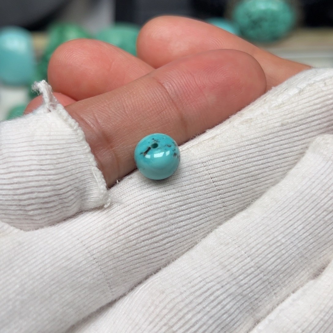 用***5绿松石未镶嵌珠宝奇石