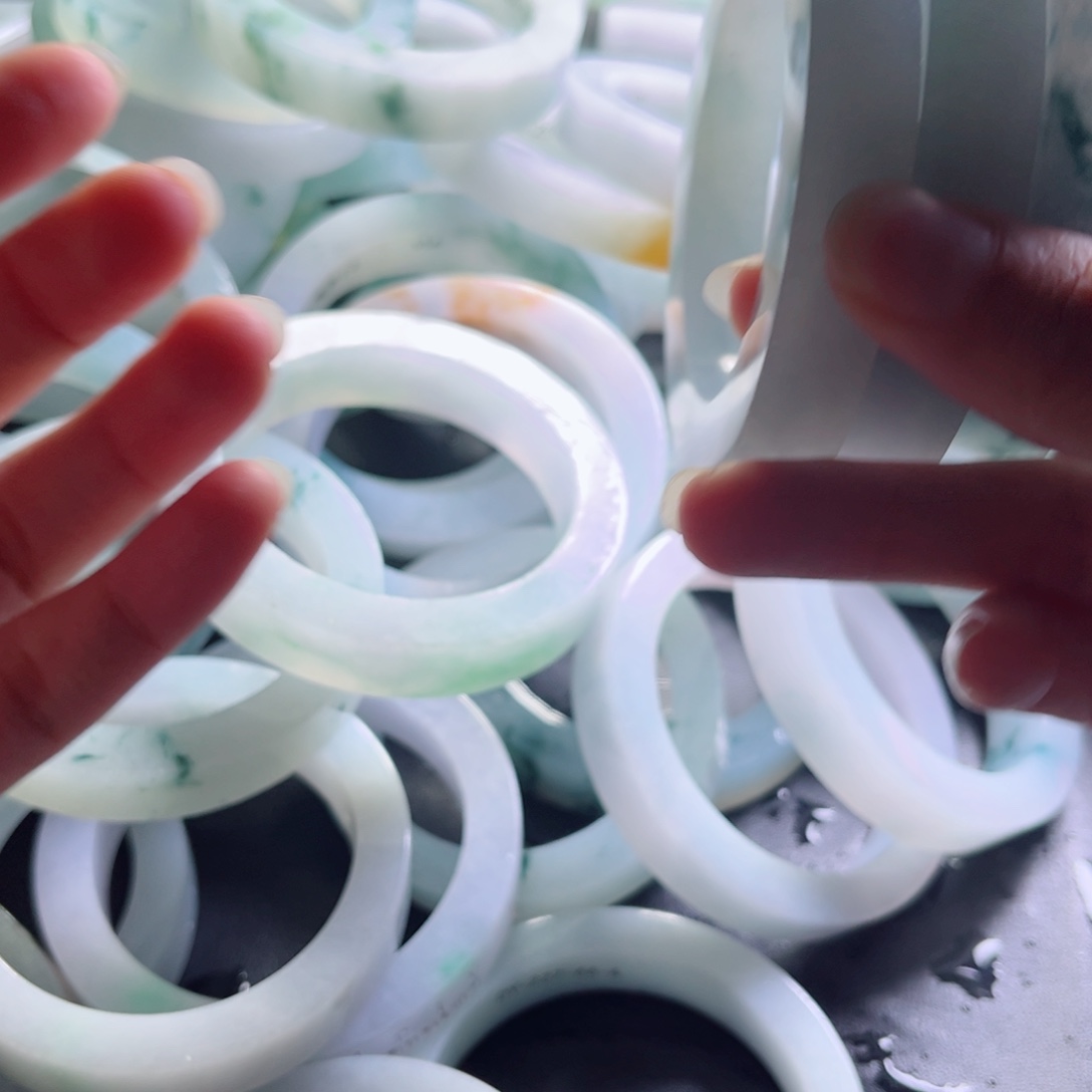 用***6定制翡翠未镶嵌不退不换