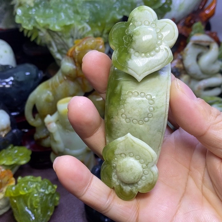 【闪购商品】未镶嵌岫玉手把件