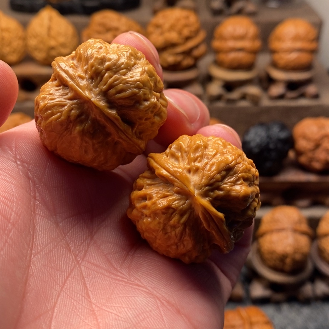 把件文玩核桃铁核桃