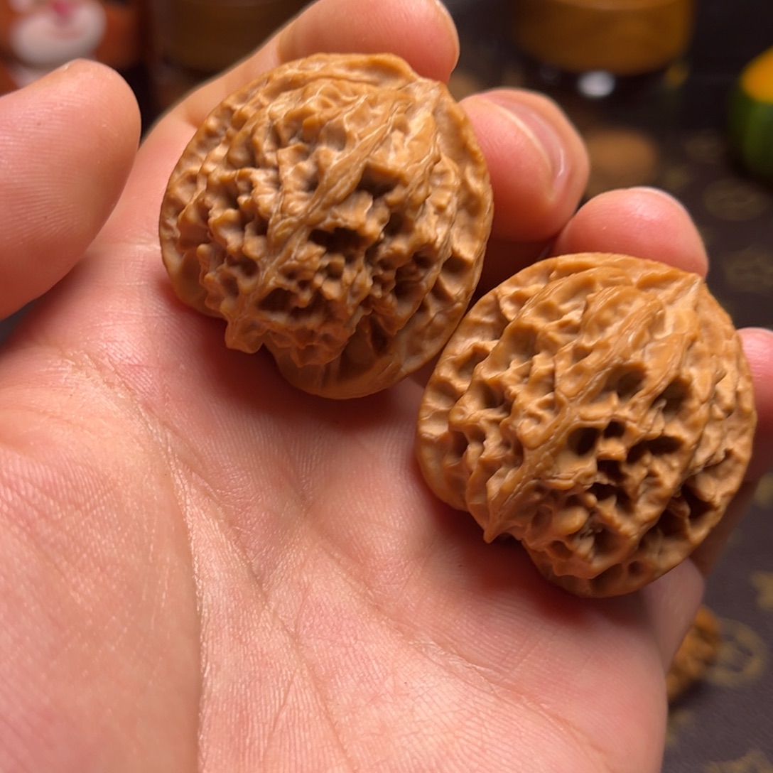 文玩核桃吊坠36尺苹果园