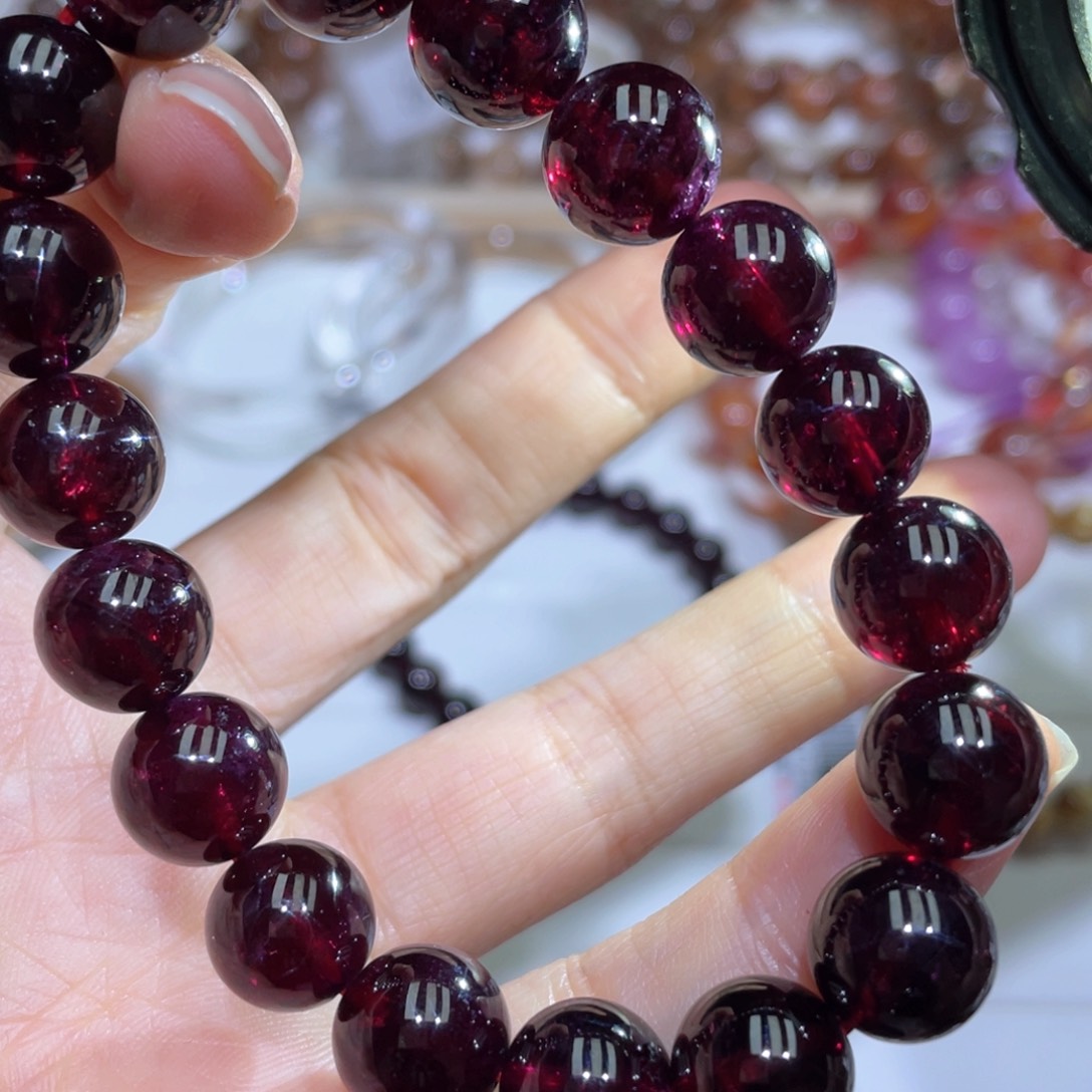 石榴石（紫牙乌）手链未镶嵌