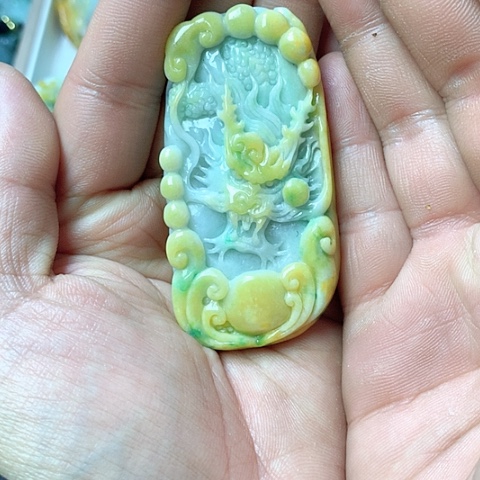 翡翠颈饰未镶嵌天然缅甸翡翠a货