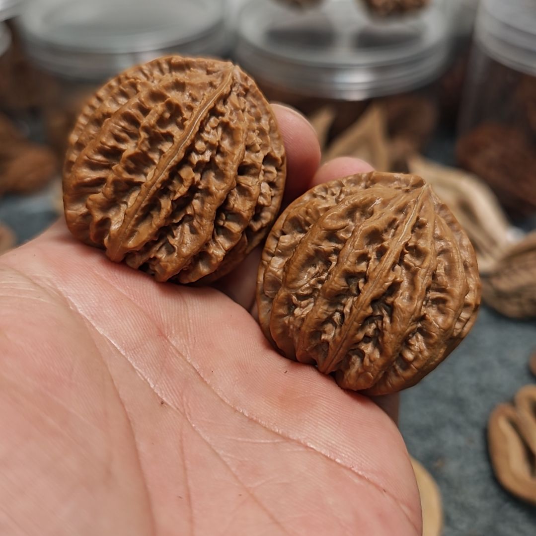 文玩核桃把件边40球连体