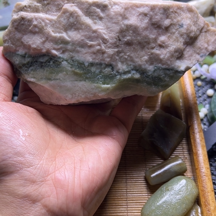 和田玉（糖玉）未镶嵌挂件