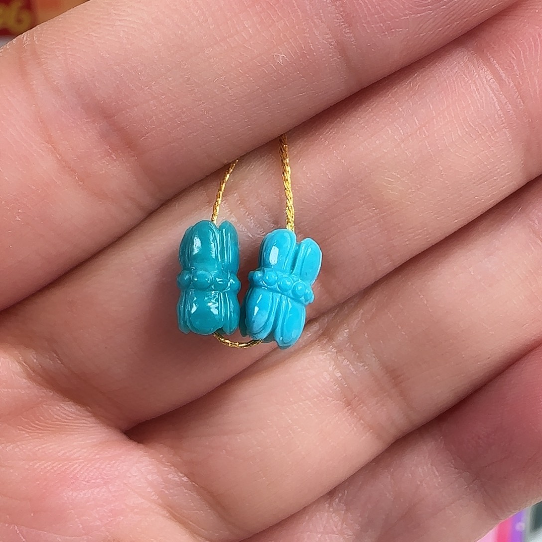 绿松石未镶嵌珠宝奇石