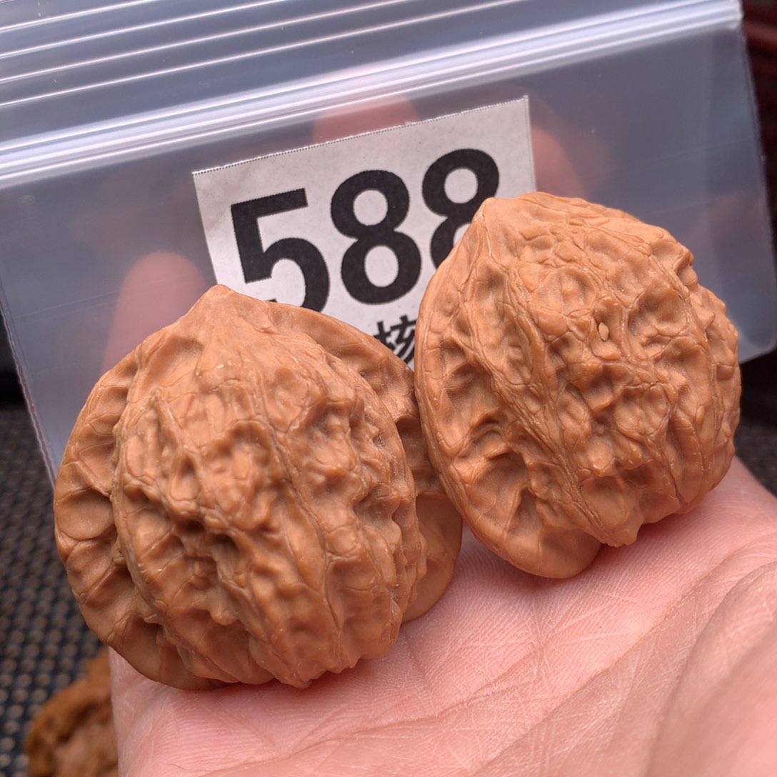 文玩核桃把件盘龙纹41