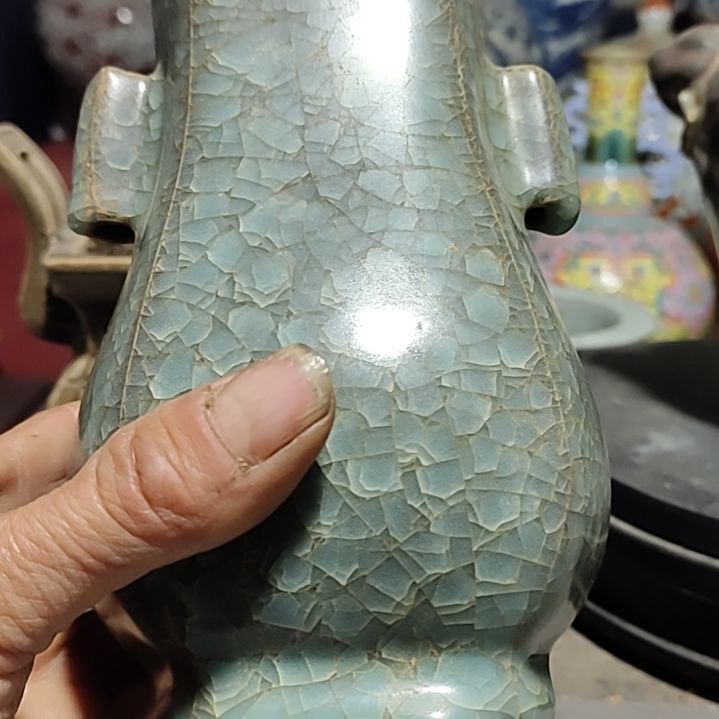 瓶刘***：浙江龙泉窑工艺艺术珍藏品