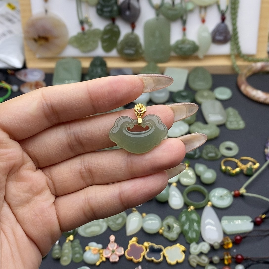 和田玉吊坠(不含链)银S925镶嵌