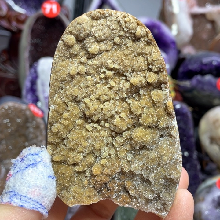 水晶摆件未镶嵌捡漏