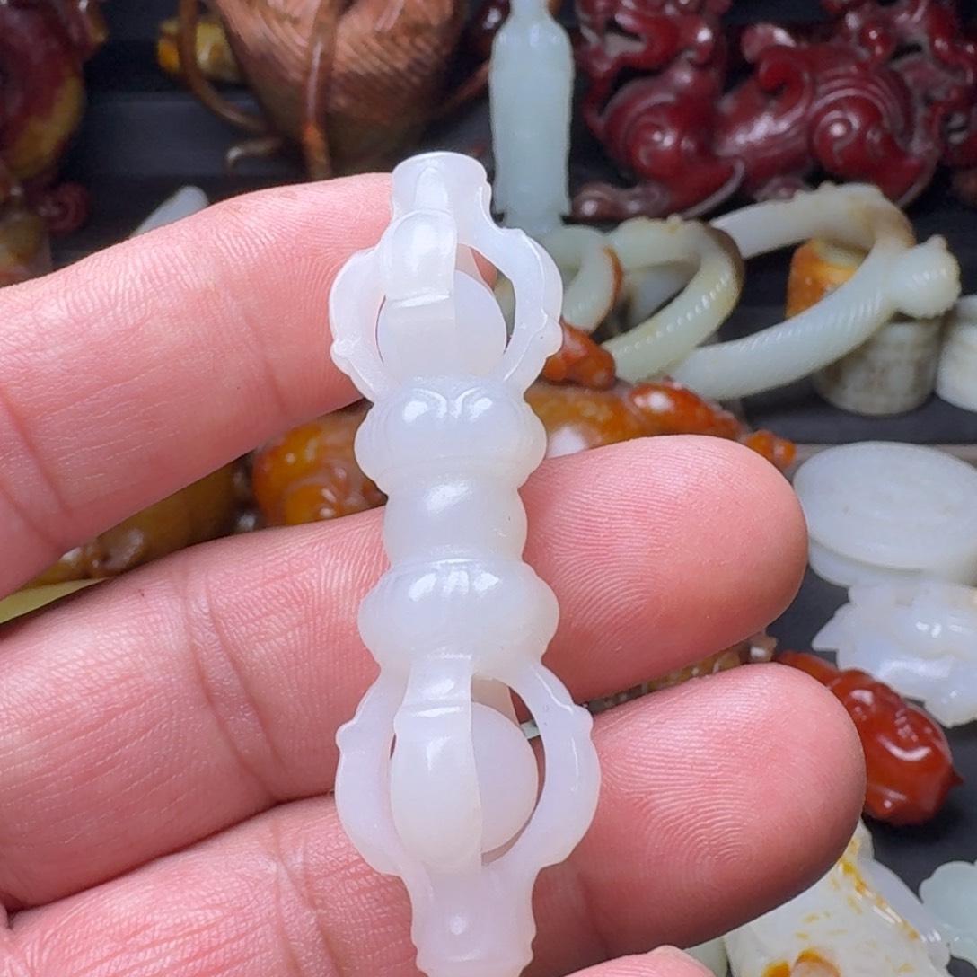 和田玉挂件未镶嵌