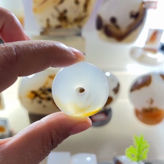 玛瑙/玉髓颈饰未镶嵌