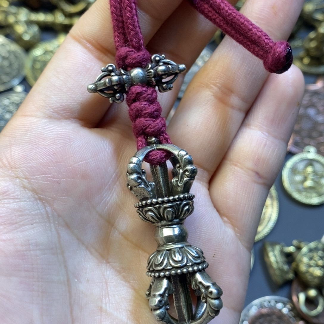 藏式金刚杵搭配挂件