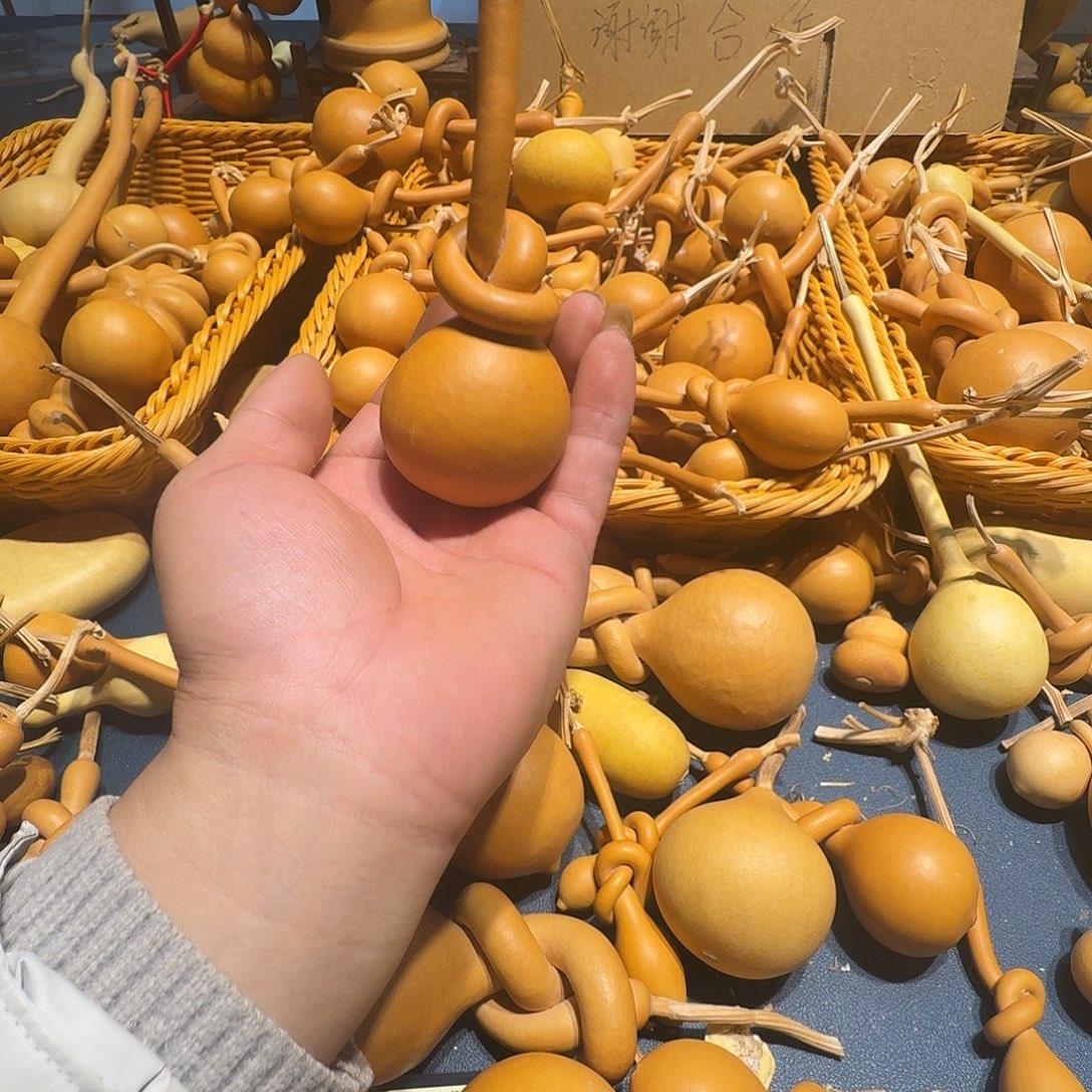 栋***栋葫芦的形状也十分可爱