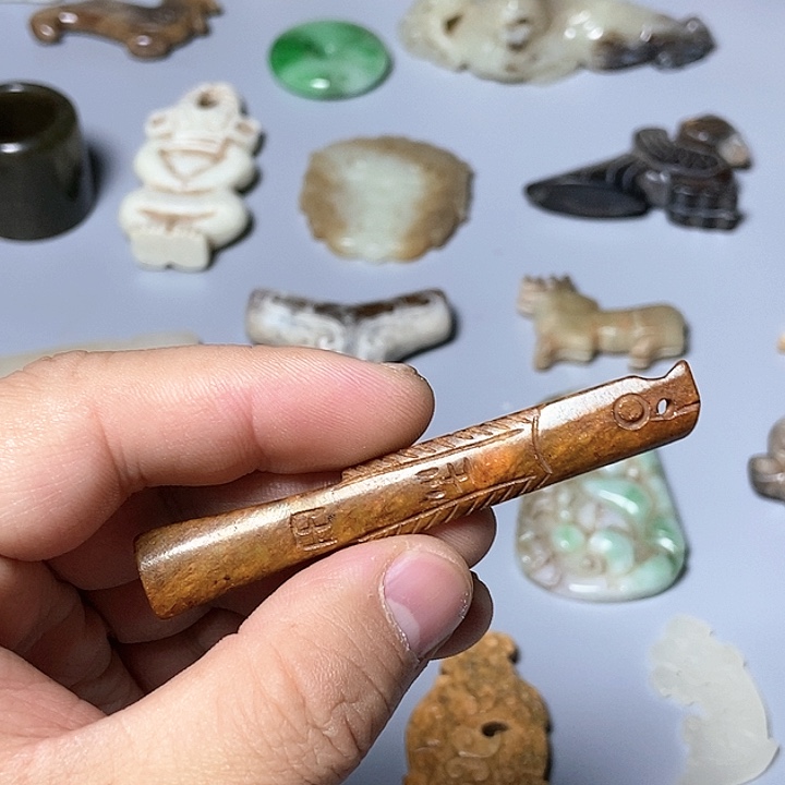 和田玉未镶嵌颈饰40