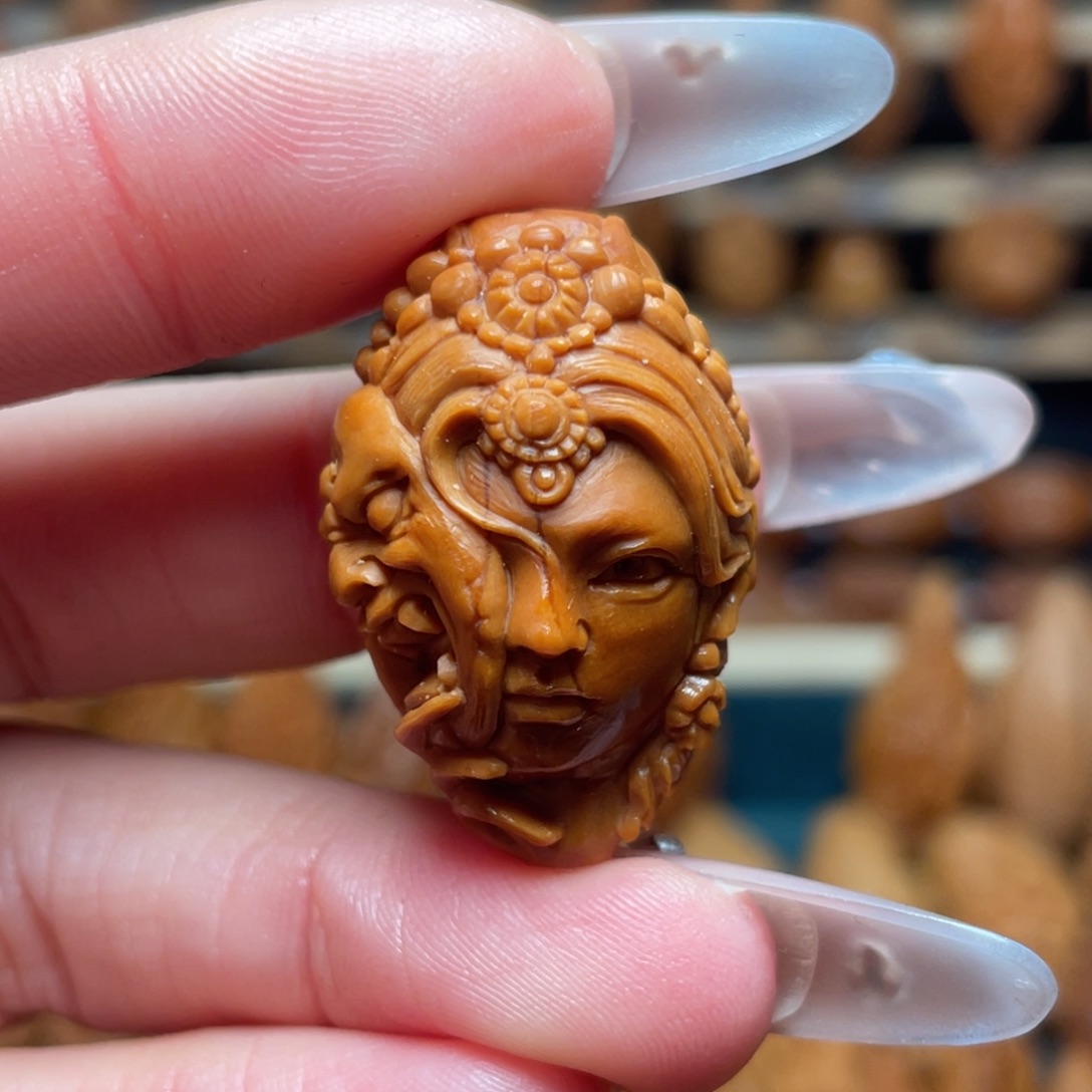 橄榄核把件扎基拉姆