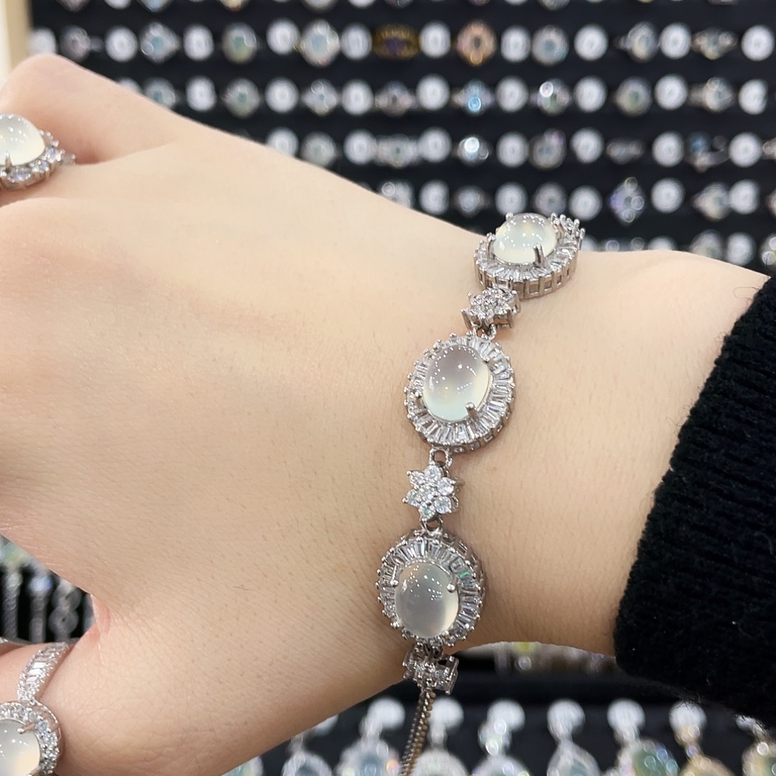 小***万蛇纹石玉银S925镶嵌手链