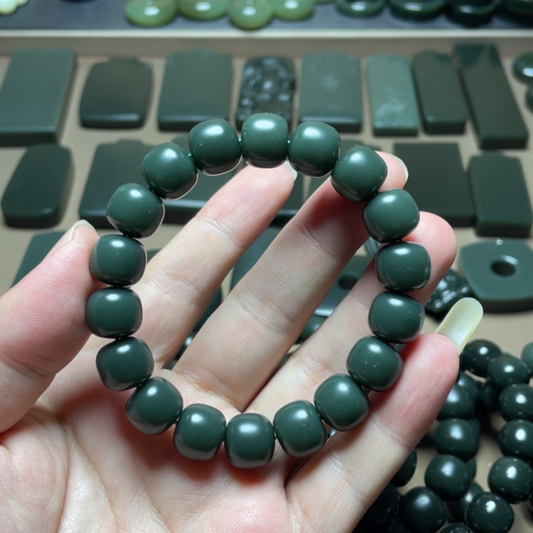 和田玉未镶嵌手链