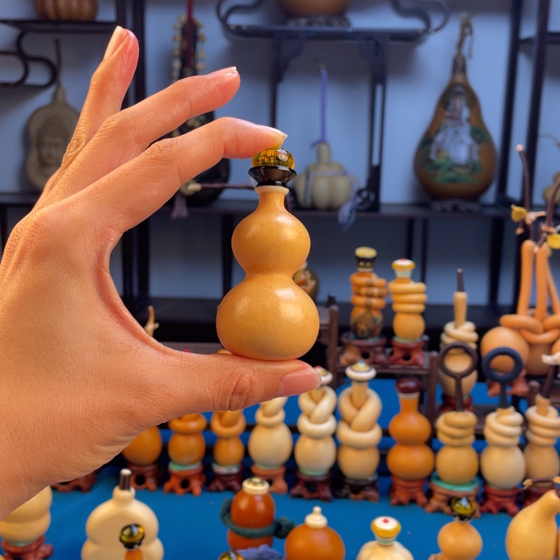 冰***凌大叶紫檀（黑酸枝木类）