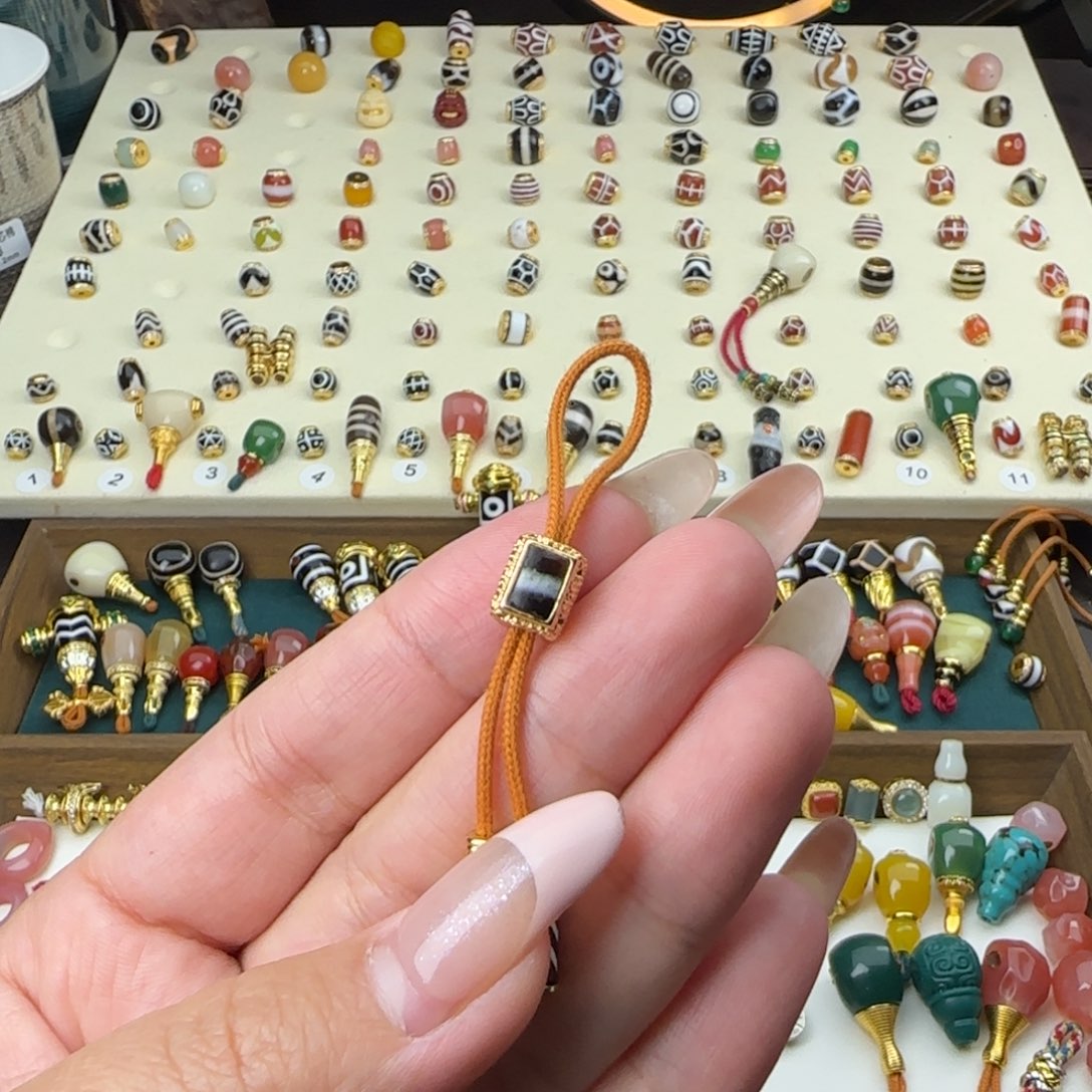 :***-玛瑙/玉髓未镶嵌单珠顶珠配珠搭配