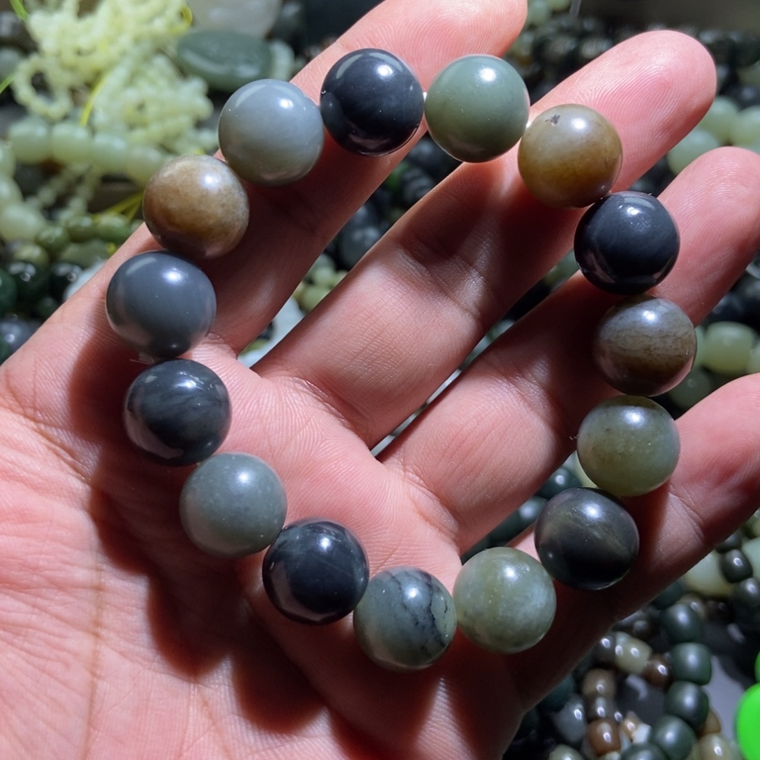 和田玉（糖玉）未镶嵌项链