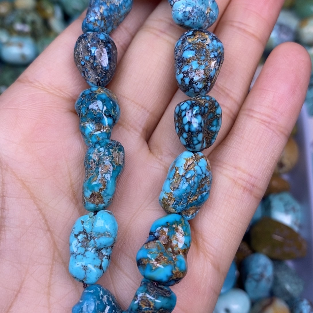 绿松石未镶嵌挂件