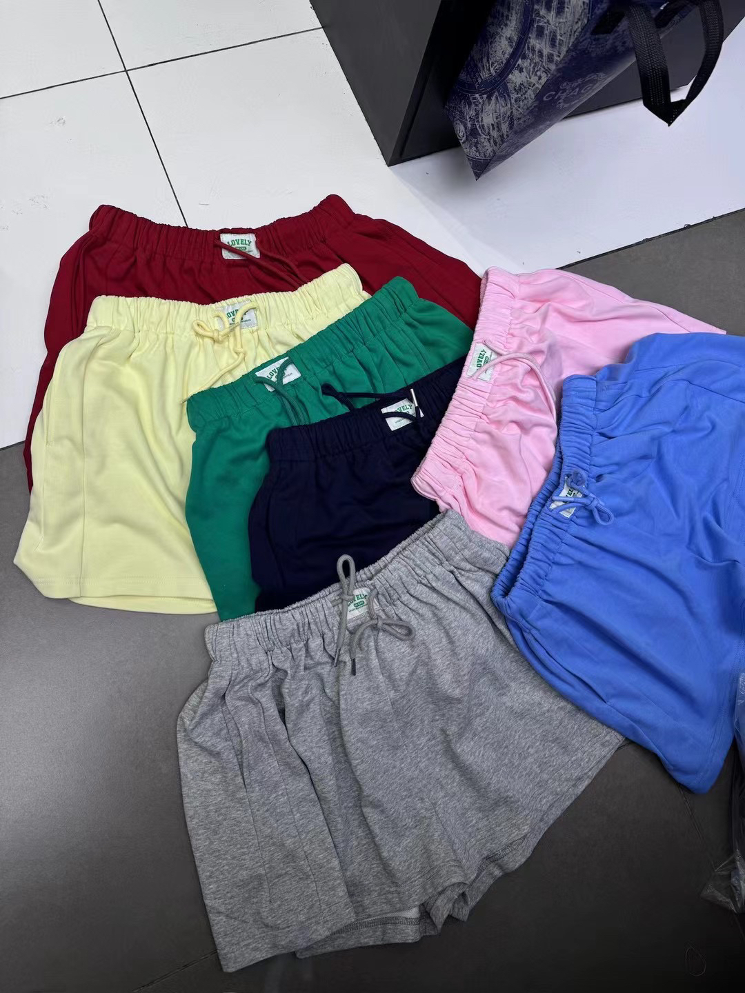 大娜小众～韩货时尚洋气百搭彩虹夏季短裤