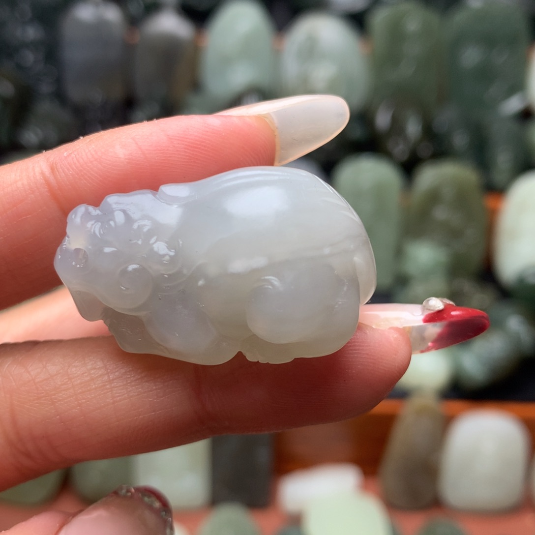 和田玉颈饰未镶嵌挂件42有瑕