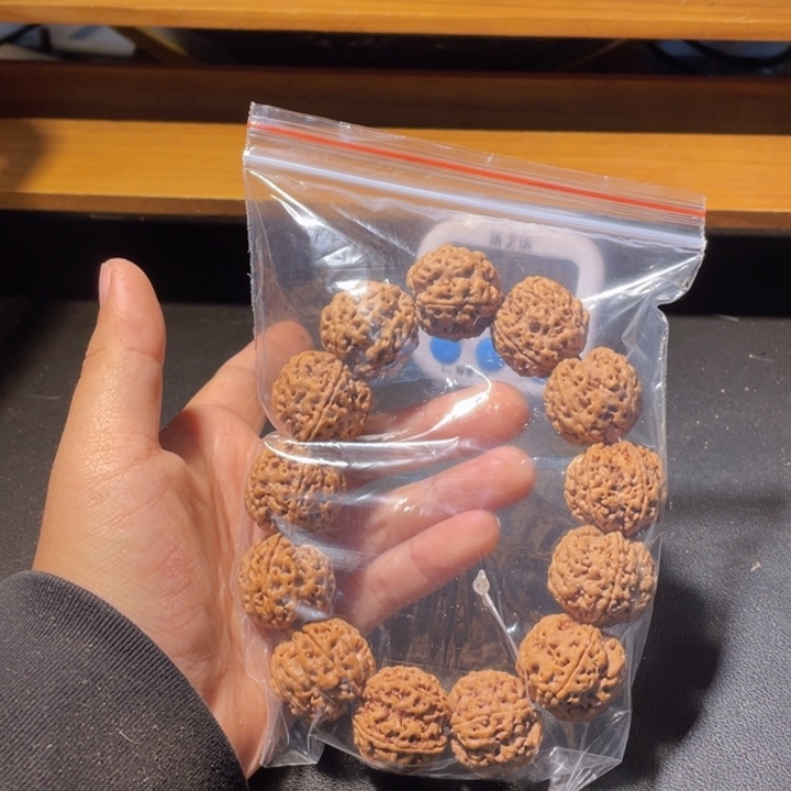 七***_金刚菩提手串这个